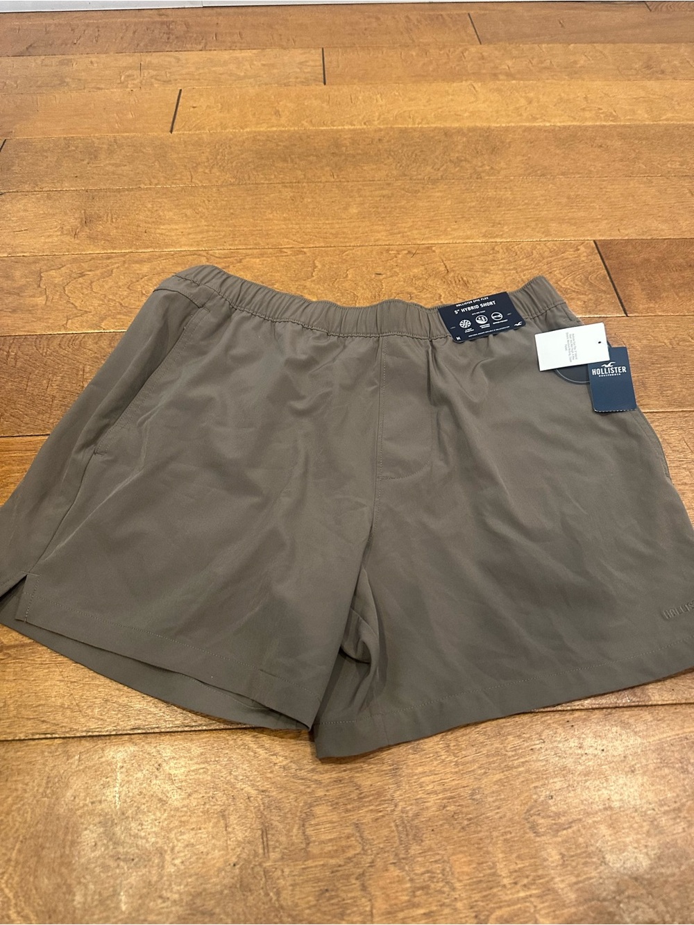 Hollister Men's Athletic Shorts in Olive Brown - Picture 7 of 7